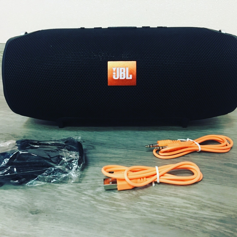 Беспроводная колонка JBL
